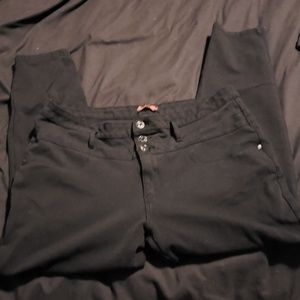 Black ankle skinny pants